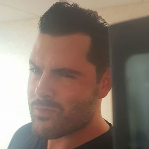 Meet your Posher, Jb